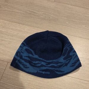 Patagonia Sz Large Wool blend Beanie